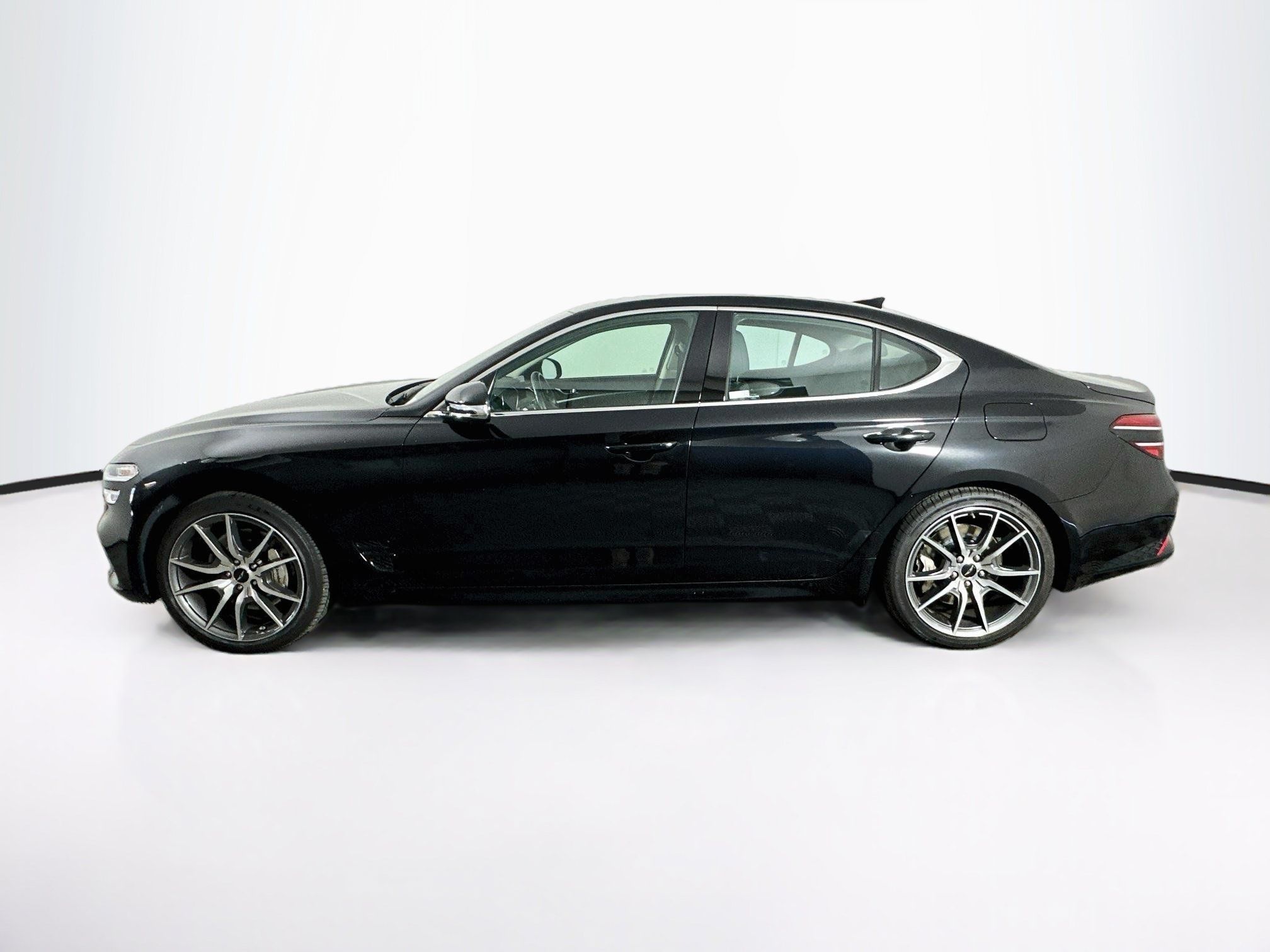 Used 2026 Genesis G70 2.5T RWD image 4