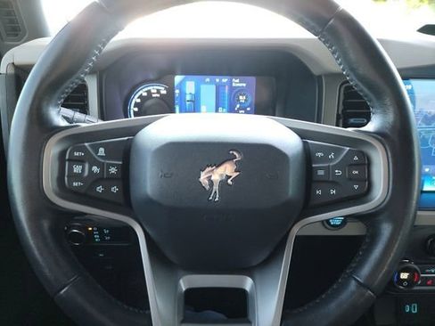 Used 2023 Ford Bronco Wildtrak AWD/4WD image 15