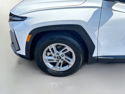 Used 2026 Hyundai Tucson SE FWD image 29