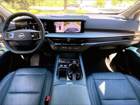 Used 2025 Nissan Murano Platinum w/ Cargo Package AWD/4WD image 16
