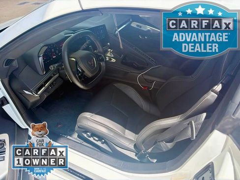 Used 2025 Chevrolet Corvette Stingray Preferred Cpe w/ Z51 Performance Package RWD image 9