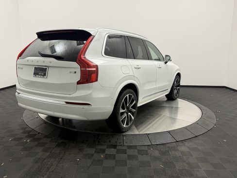 Certified 2023 Volvo XC90 B5 Plus w/ Protection Package AWD/4WD image 7