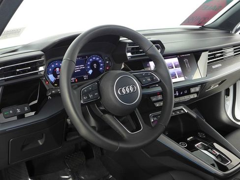Used 2025 Audi A3 2.0T Premium image 31