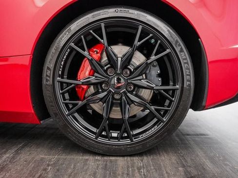 Used 2024 Chevrolet Corvette Stingray Premium Cpe w/ Z51 Performance Package RWD image 39