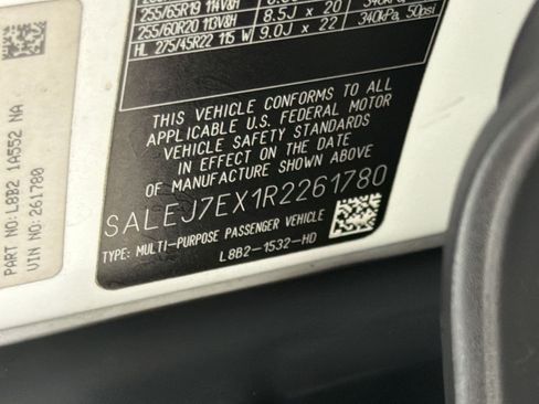 Used 2024 Land Rover Defender 110 S AWD/4WD image 21