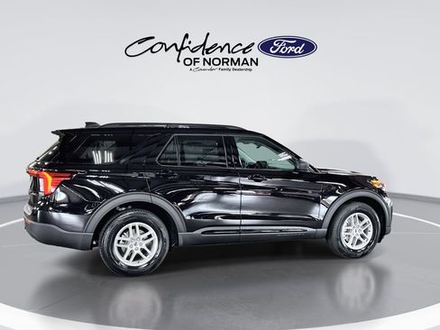 Used 2026 Ford Explorer Active RWD image 9