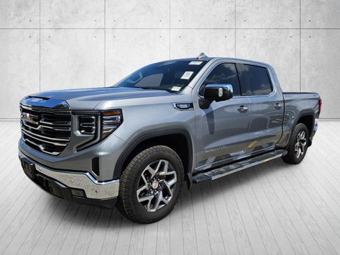 Used 2024 GMC Sierra 1500 SLT w/ SLT Premium Plus Package AWD/4WD image 6
