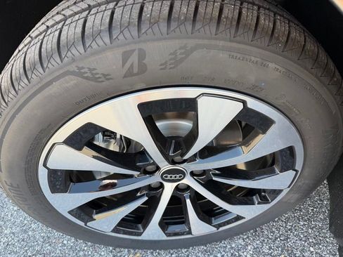 New 2026 Audi Q3 quattro 2.0T AWD/4WD image 23