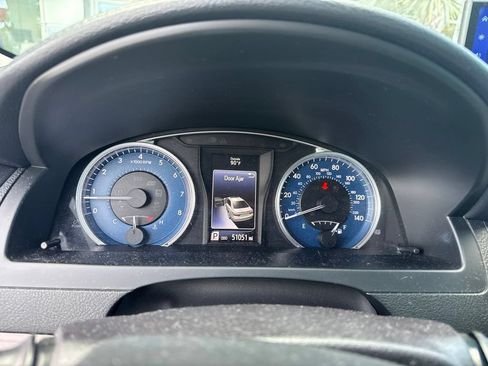 Used 2017 Toyota Camry XLE w/ Moonroof Package FWD image 6