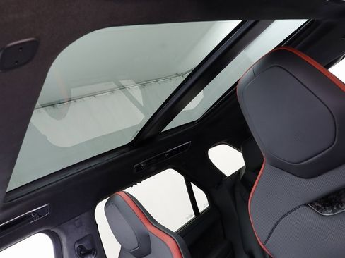 New 2025 Land Rover Range Rover Sport SV Edition Two image 15