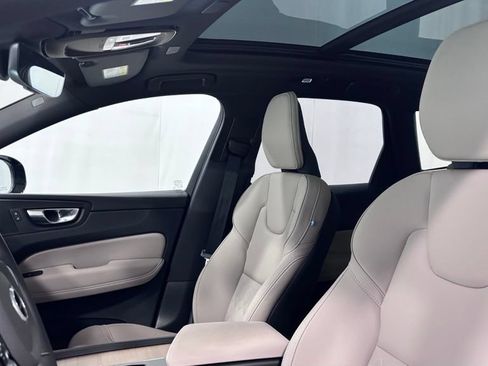 Certified 2026 Volvo XC60 B5 Plus AWD/4WD image 12