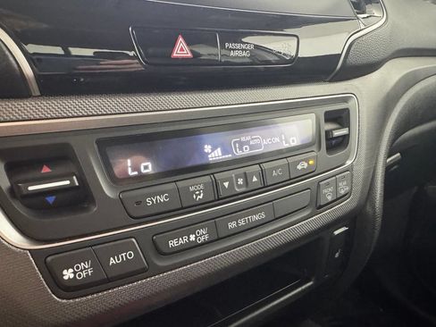 Used 2023 Honda Ridgeline RTL-E image 24
