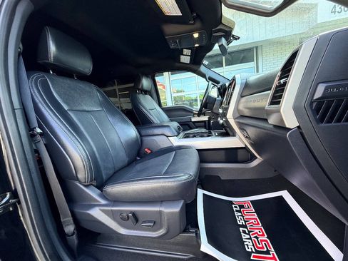 Used 2022 Ford F250 Lariat w/ Black Appearance Package AWD/4WD image 41