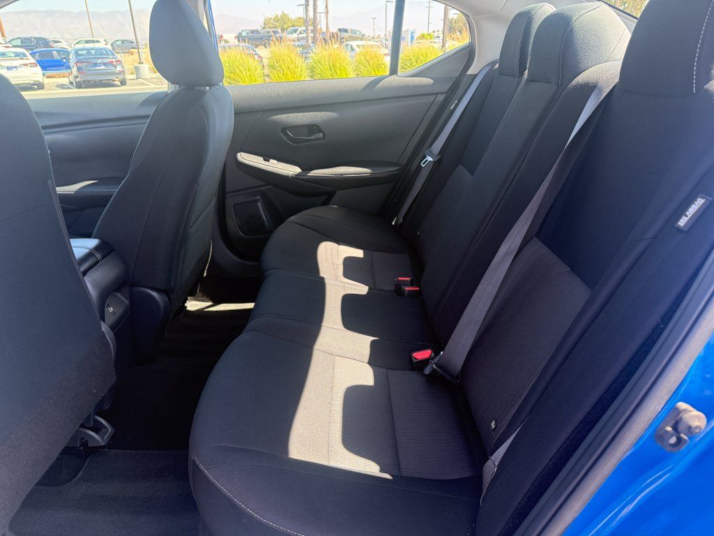 Used 2024 Nissan Sentra SV FWD image 13