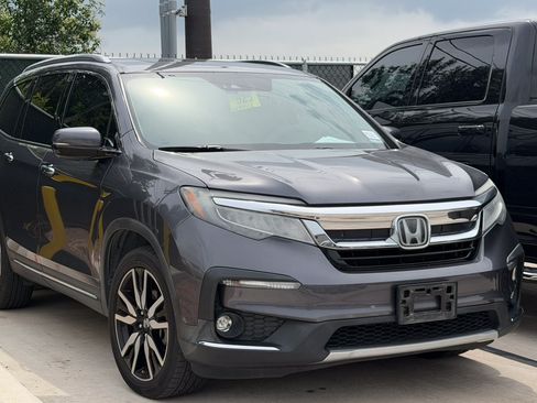 Used 2022 Honda Pilot Elite image 3