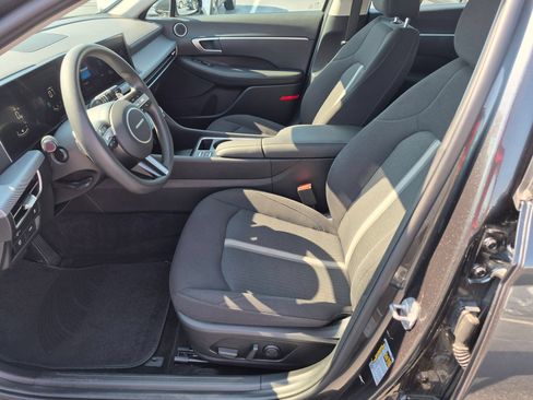 Used 2025 Hyundai Sonata SEL FWD image 15
