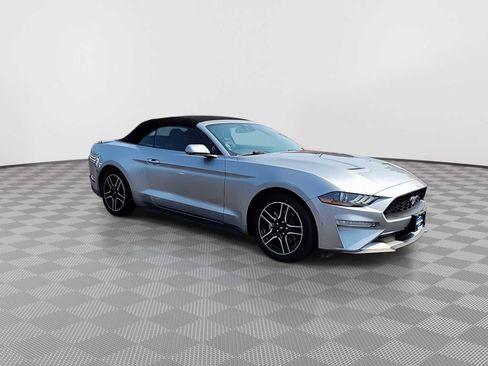 Used 2023 Ford Mustang Premium image 2
