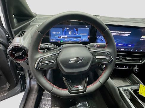 New 2026 Chevrolet Equinox EV RS FWD image 12