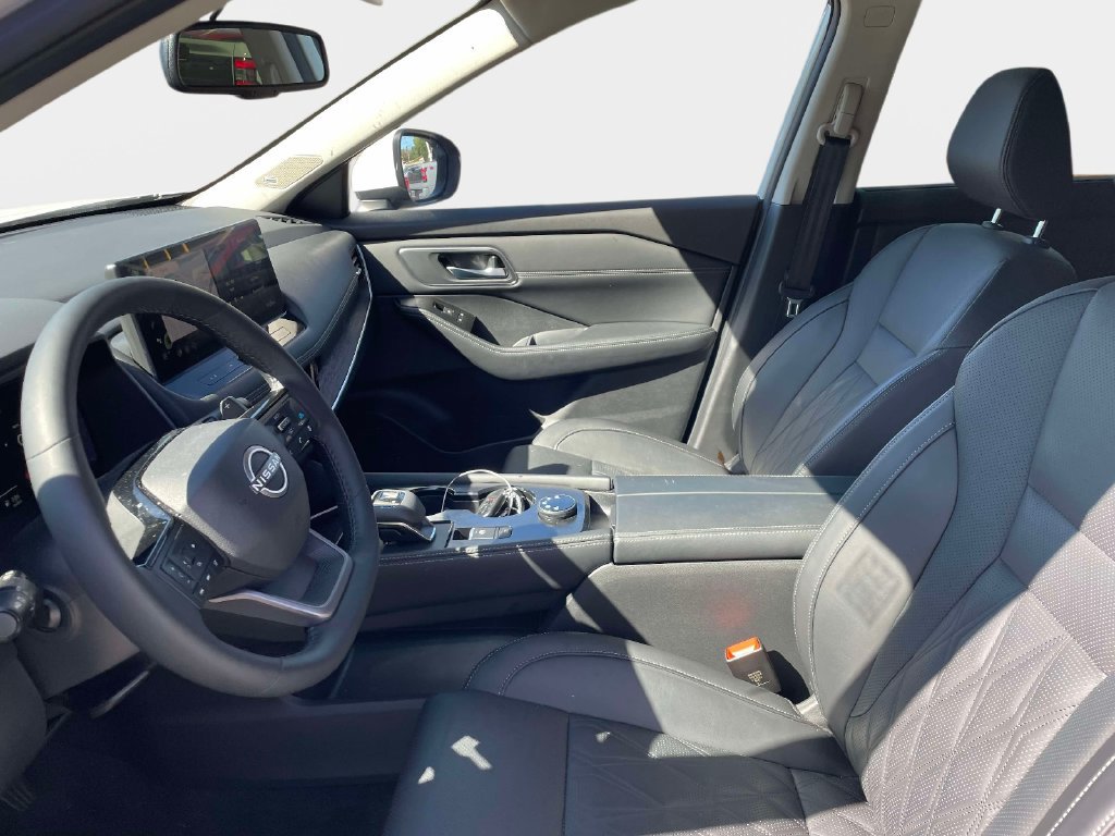 Used 2026 Nissan Rogue Platinum w/ Platinum Premium Package AWD/4WD image 19