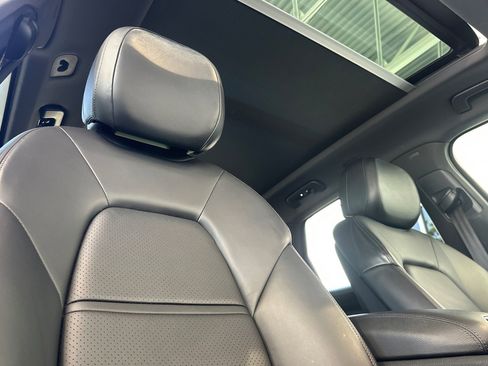 Used 2019 Porsche Cayenne AWD/4WD image 21