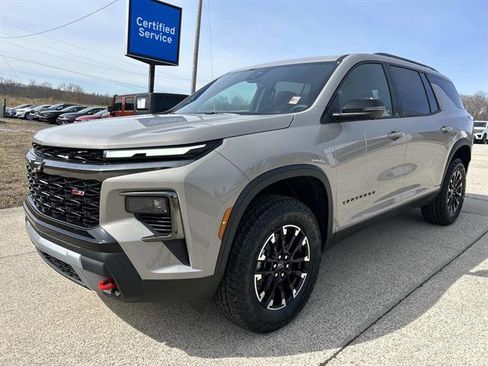 New 2026 Chevrolet Traverse Z71 w/ Driver Confidence Package image 7