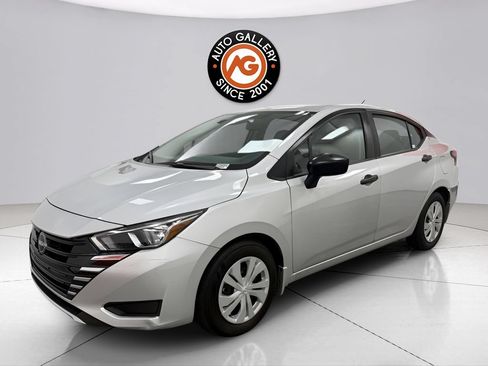 Used 2024 Nissan Versa S w/ Trunk Package FWD image 7