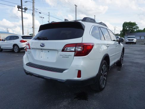 Used 2017 Subaru Outback 2.5i Limited w/ Protection Package #2 AWD/4WD image 5