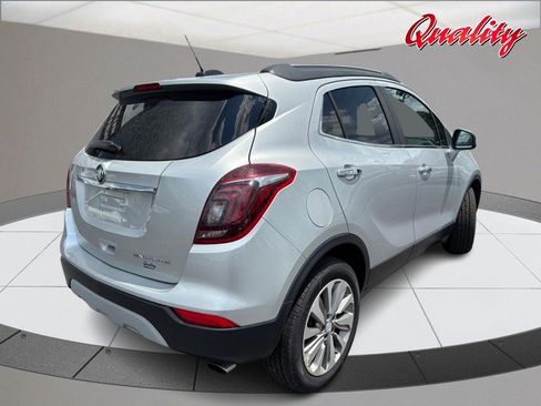 Used 2019 Buick Encore Preferred FWD image 3
