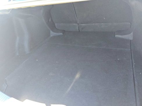 Used 2021 Toyota Corolla LE image 17