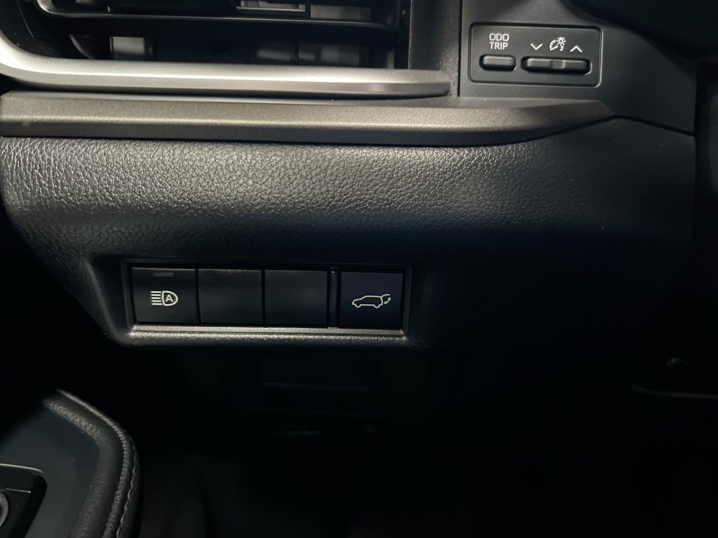 Used 2024 Toyota Grand Highlander FWD image 18