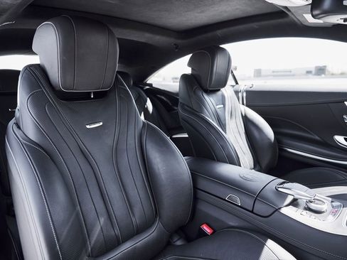 Used 2016 Mercedes-Benz S 63 AMG 4MATIC Coupe image 34