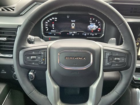 Used 2024 GMC Sierra 1500 Denali w/ Technology Package AWD/4WD image 23
