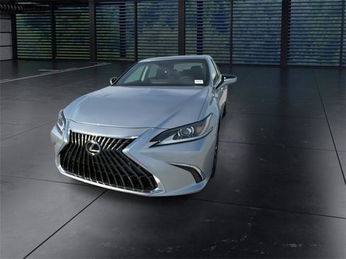 New 2025 Lexus ES 350 w/ Premium Package image 3