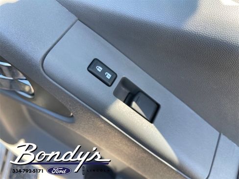 Used 2019 Nissan Frontier SV image 20