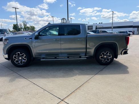 New 2026 GMC Sierra 1500 SLT w/ SLT Premium Plus Package AWD/4WD image 8