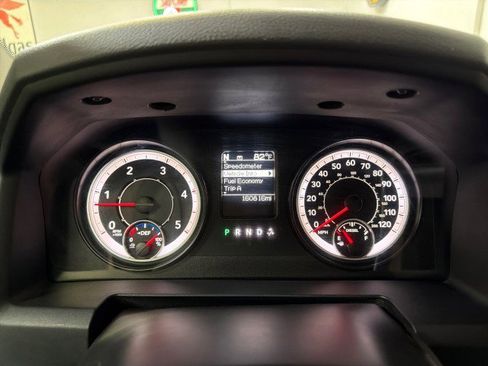 Used 2016 RAM 2500 SLT image 20