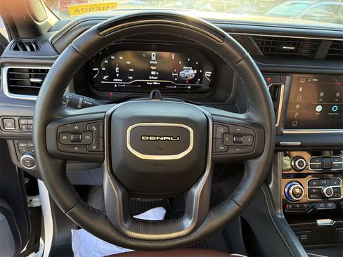 Used 2024 GMC Yukon XL Denali Ultimate image 29