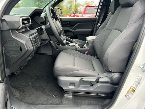 New 2025 Toyota Tacoma SR image 7