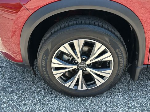 Certified 2023 Nissan Rogue SV AWD/4WD image 8