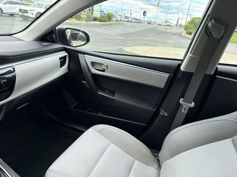 Used 2015 Toyota Corolla LE FWD image 21