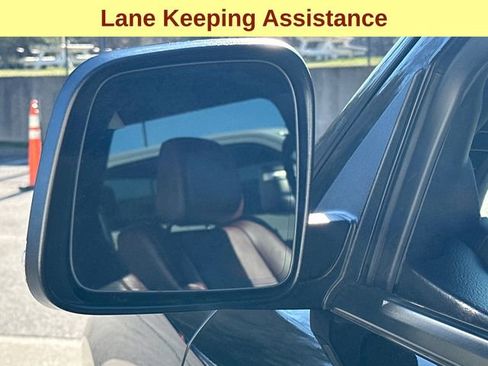 Certified 2024 Dodge Durango R/T w/ Tow 'N Go Package image 9