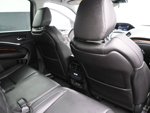 Used 2020 Acura MDX SH-AWD image 17