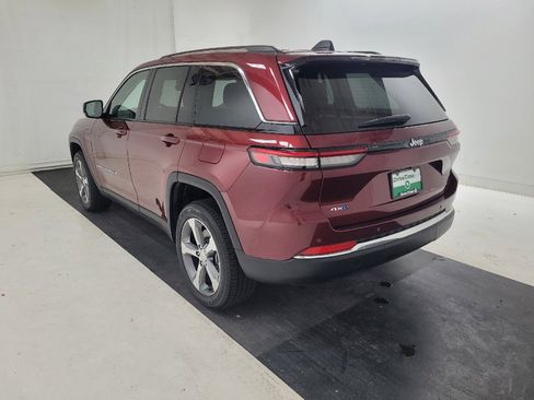 Used 2023 Jeep Grand Cherokee 4WD 4xe image 5