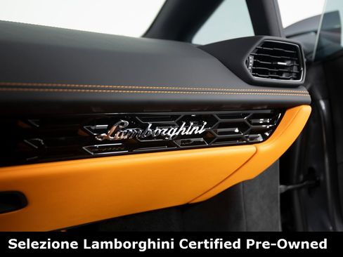 Used 2023 Lamborghini Huracan Tecnica image 21