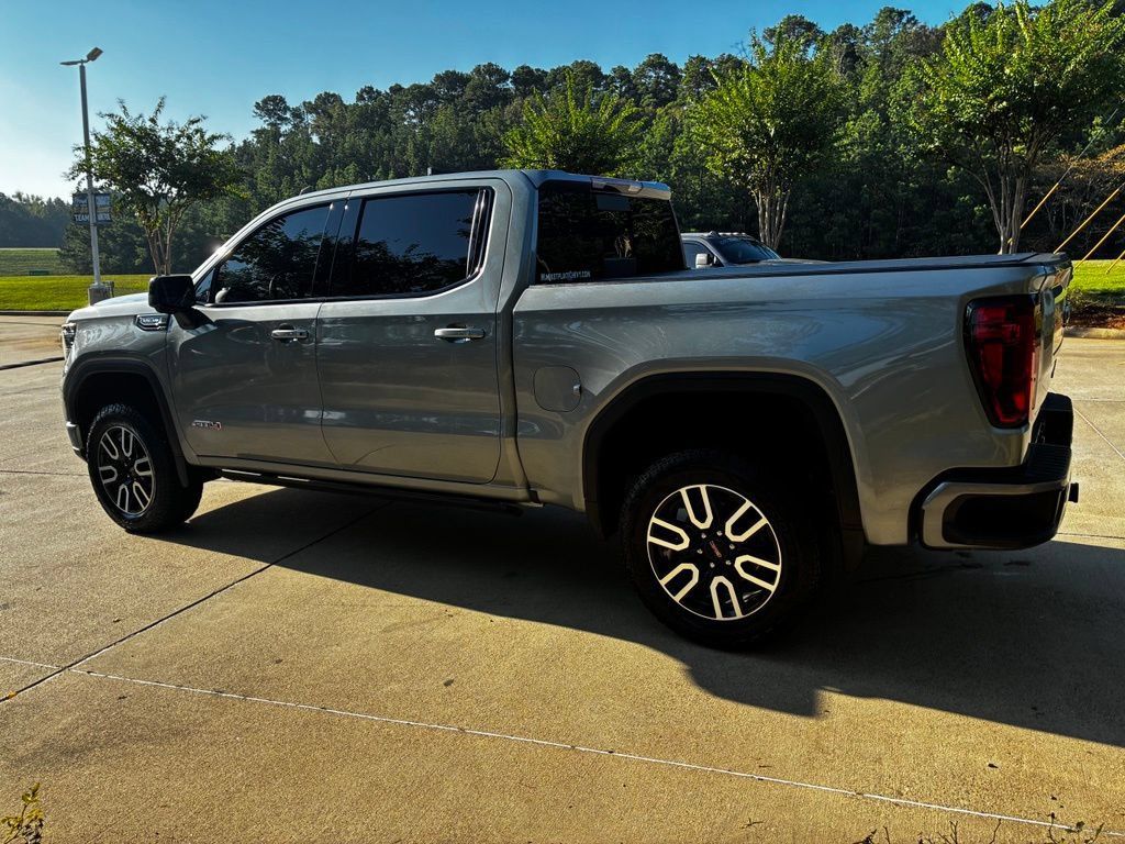 Used 2024 GMC Sierra 1500 AT4 w/ AT4 Preferred Package AWD/4WD image 12