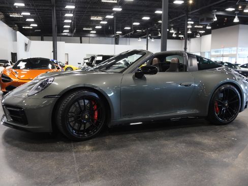 Used 2023 Porsche 911 Targa 4 GTS AWD/4WD image 11