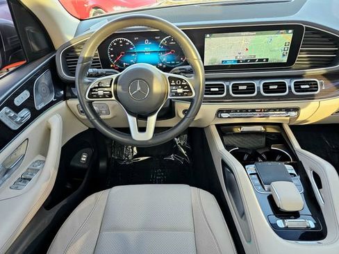 Used 2020 Mercedes-Benz GLS 450 4MATIC image 34