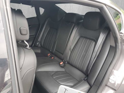 Used 2022 Maserati Quattroporte Modena Q4 image 22