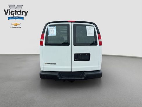 Used 2019 Chevrolet Express 2500 Extended w/ Driver Convenience Package RWD image 6