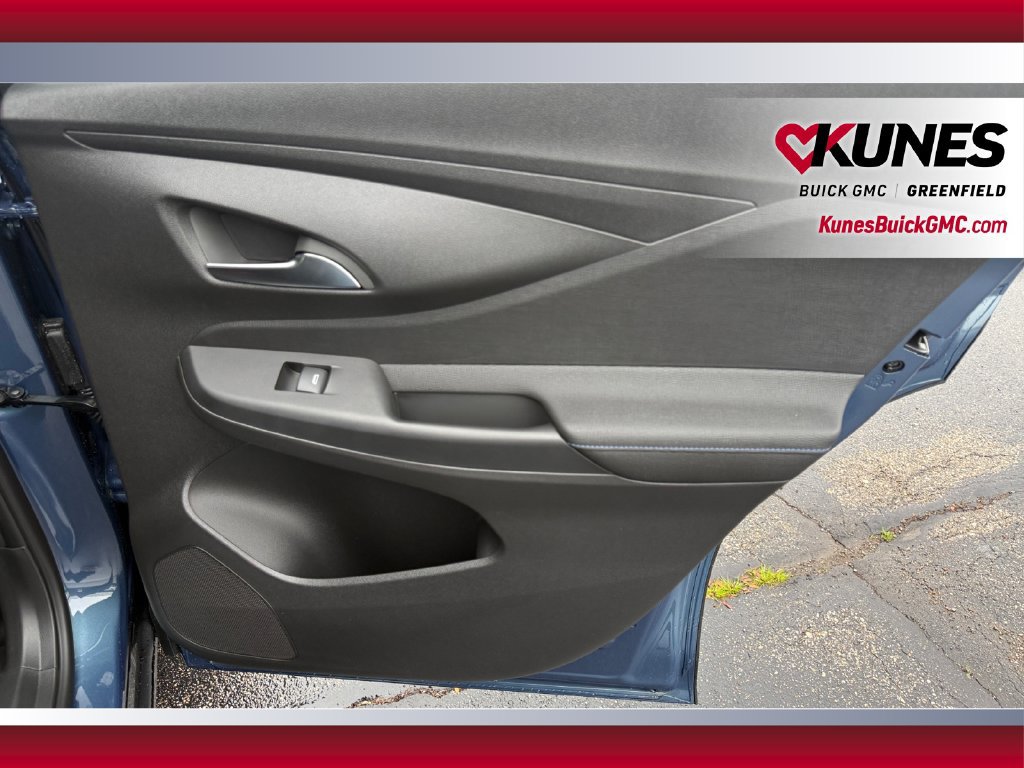New 2026 Buick Envista Sport Touring w/ Convenience I Package FWD image 36